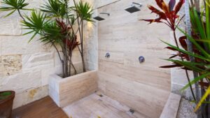 distrito-cozumel-centro-rental-shower