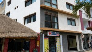 distrito-cozumel-building