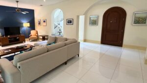 villa-noble-tv-room