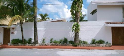 The Palm Villa 01b